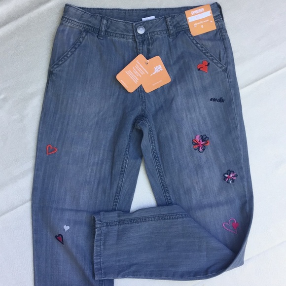 Gymboree Other - Gymboree Indigo Dye Embroidered Jeans.18133